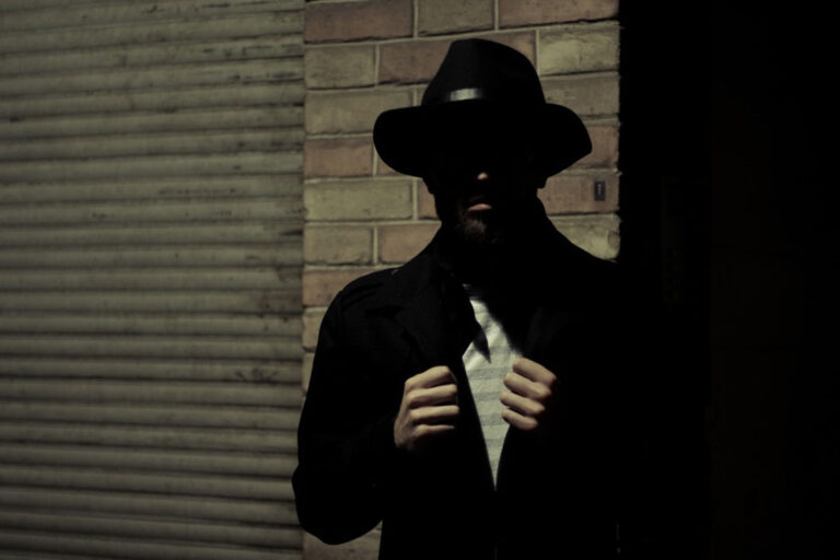 Private Investigator Tools to Help You Close Cases Faster